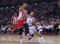 Olympiacos: 75 - Anadolu Efes: 57