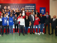 Etkinlik : Anadolu Efes Spor Kulübü taraftarlarını dinledi...
