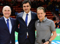 Anadolu Efes Spor Kulübü çalışanlarını onurlandırdı...