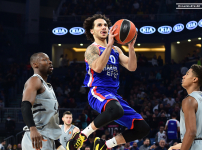 EL: Anadolu Efes 101 - 74 LDLC Asvel Villeurbanne