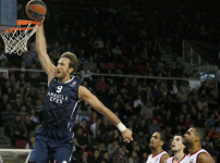 Anadolu Efes Top 16’da sahneye çıkıyor...