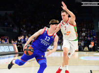 Anadolu Efes 96 - 85  KIROLBET Baskonia