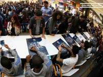 Basketbolseverlerle Marmara Forum'daki imza gününde buluştuk...