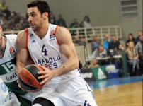 Anadolu Efes: 7 - Panathinaikos: 15