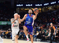 Sinan Erdem’e Farklı Döndük: 99-75