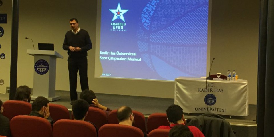 Alper Yılmaz, Kadir Has Üniversitesi’nde ''Profesyonel Spor Kulübü Yönetimi Dersi’ne'' konuk oldu...