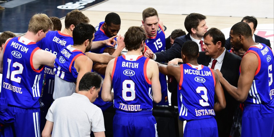 Play-off’ların değişmeyen ismi Anadolu Efes...
