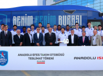 Anadolu Isuzu, Anadolu Efes'in Başarı Yolculuğuna Değer Katmaya Devam Ediyor...