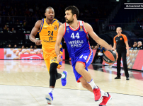 Anadolu Efes 93 - 74 Herbalife Gran Canaria