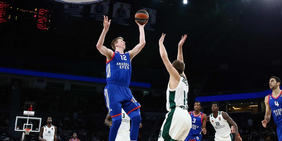 Anadolu Efes: 81 - Panathinaikos Superfoods: 82