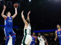 Anadolu Efes: 81 - Panathinaikos Superfoods: 82