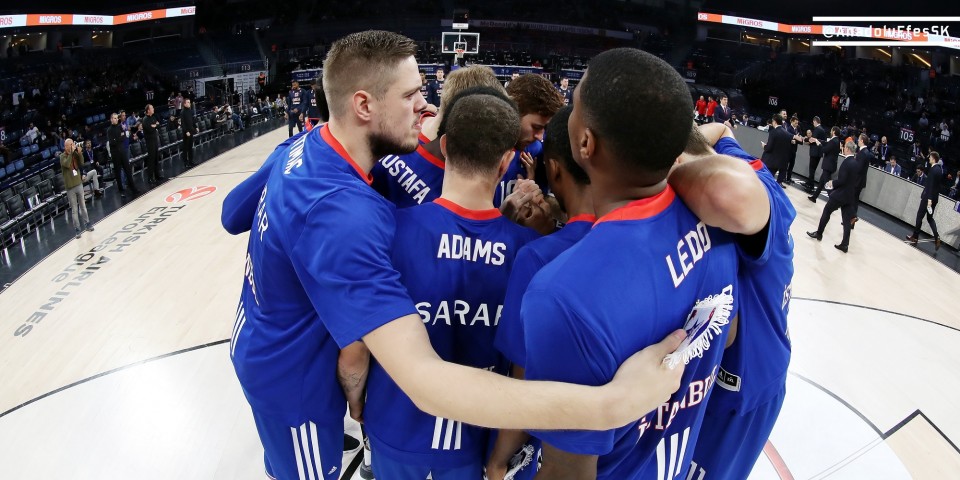 Anadolu Efes, Khimki Deplasmanında...