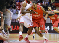 Dunston ve Brown Anadolu Efes’te