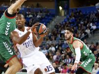 Anadolu Efes’te hedef play-off yolunda Baskonia engelini aşmak...