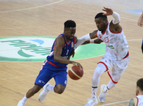 BSL: Pınar Karşıyaka. 89 - 98 Anadolu Efes