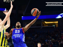 Euroleague : Anadolu Efes - Fenerbahçe Doğuş: 84-89