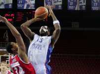 Anadolu Efes: 73 - TED Kolej: 81