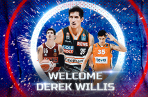 Derek Willis at Anadolu Efes...