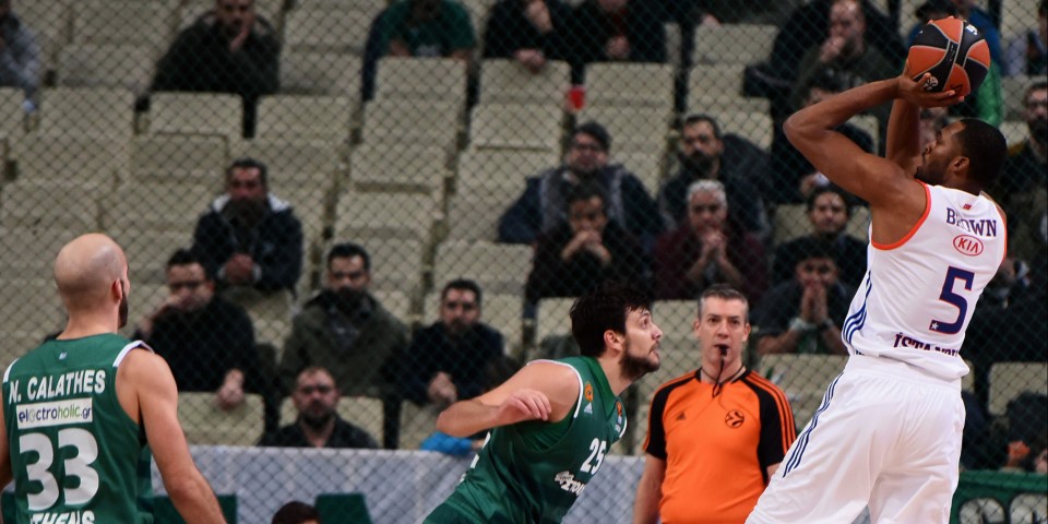 Panathinaikos Superfoods : 92 - Anadolu Efes: 81