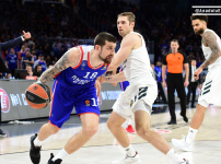 Anadolu Efes 82 - 84 Real Madrid