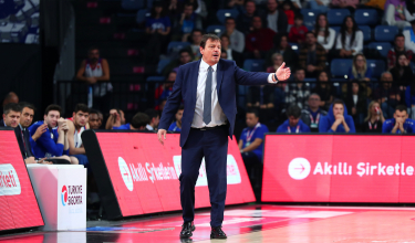 Ataman: ”2023'te Hedefimiz Avrupa Basketbol Tarihinde Bir İlki Başarmak Olacak...”
