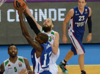 Anadolu Efes: 1 - Unics Kazan: 0