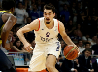 Anadolu Efes final serisini son maça taşımak istiyor...