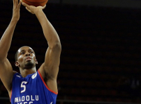 Anadolu Efes secures the win on road at Giresun: 73-69