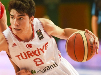 Yıldız Milliler mağlubiyetle tanıştı: 64 - 75