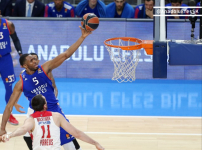 Anadolu Efes İçin Abdi İpekçi’ye...