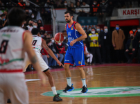 Pınar Karşıyaka 78 - Anadolu Efes 73