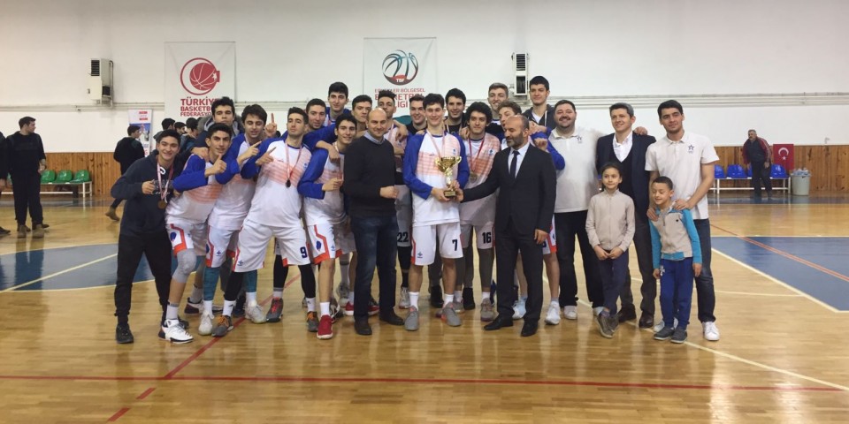 Esenkent Okyanus Anadolu Lisesi İstanbul Şampiyonu oldu...