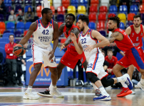 CSKA Moskova: 102 - Anadolu Efes: 84