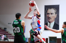 Anadolu Efes: 75 - Darüşşafaka: 78 (BGL)