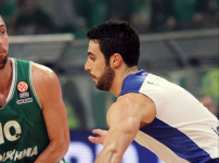 Panathinaikos: 78 - Anadolu Efes: 64