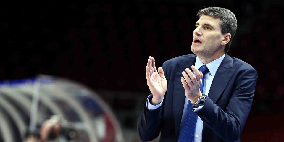 Perasovic: “Rakibimizle bu sahada başa baş mücadele etmek istiyorsak bir çok şeyi değiştirmeliyiz...”
