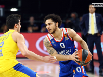 Anadolu Efes 90 - 77 Maccabi Fox Tel Aviv