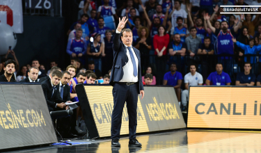 Ergin Ataman: “It is tough to win a match scoring 64 points…” 