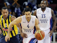 Anadolu Efes crushes one leader after another: 85-67