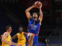 Maccabi Playtika Tel Aviv: 93 - Anadolu Efes: 91