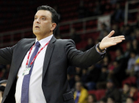 Vaggelis Aggelou: “Rakip takımın basketbol anlayışını protesto ediyorum...”