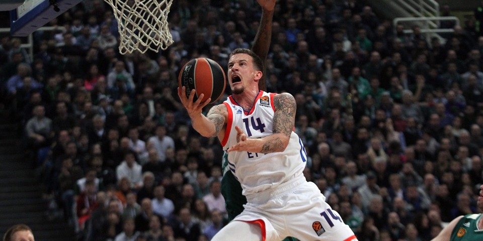 Panathinaikos Superfoods: 90 - Anadolu Efes: 79