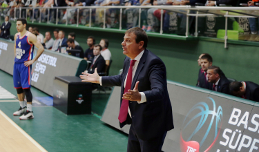 Ergin Ataman: ”İsteksiz basketbol kabul edilemez...”