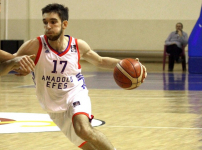 BGL: Anadolu Efes - Banvit: 81-76