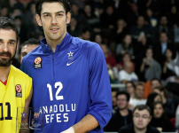 Anadolu Efes - Barcelona