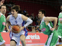 Efes picks up morale before the series against Madrid: 90-73