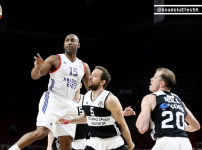 Anadolu Efes - Beşiktaş Sompo Japan : 90 - 91