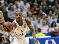 Anadolu Efes signs prolific point guard Dontaye Draper...