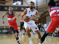 Gloria Cup: Anadolu Efes 81 - 77 Bahçeşehir Koleji