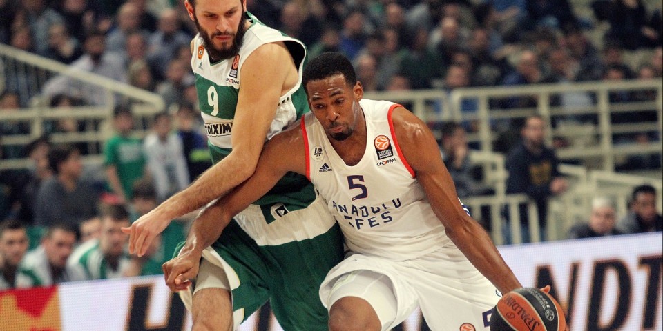 Panathinaikos: 83 - Anadolu Efes: 78